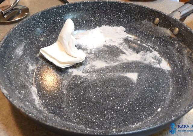 How to Clean Ceramic Frying Pan: A Complete Step-by-Step Guide
